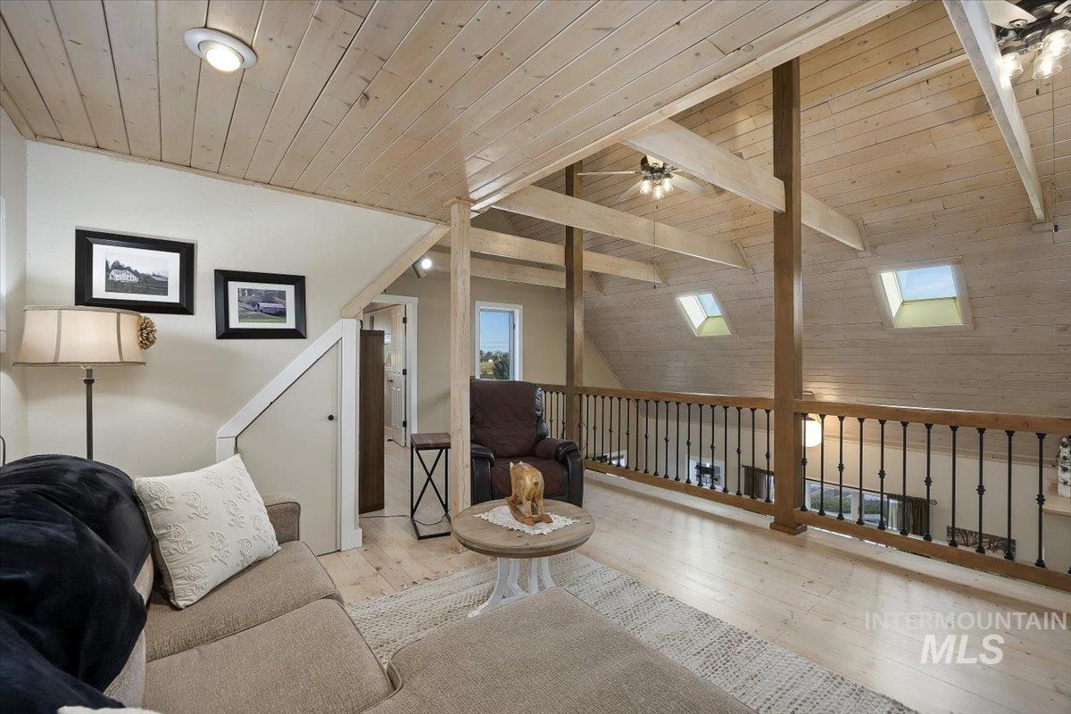 3384 N 4500 E, Murtaugh, Idaho 83344, 3 Bedrooms, 2 Bathrooms, Residential For Sale, Price $597,500,MLS 98973367