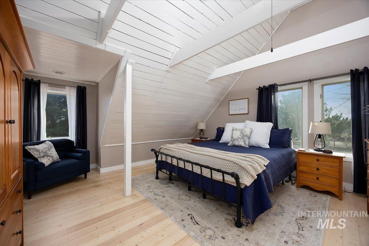 3384 N 4500 E, Murtaugh, Idaho 83344, 3 Bedrooms, 2 Bathrooms, Residential For Sale, Price $597,500,MLS 98973367