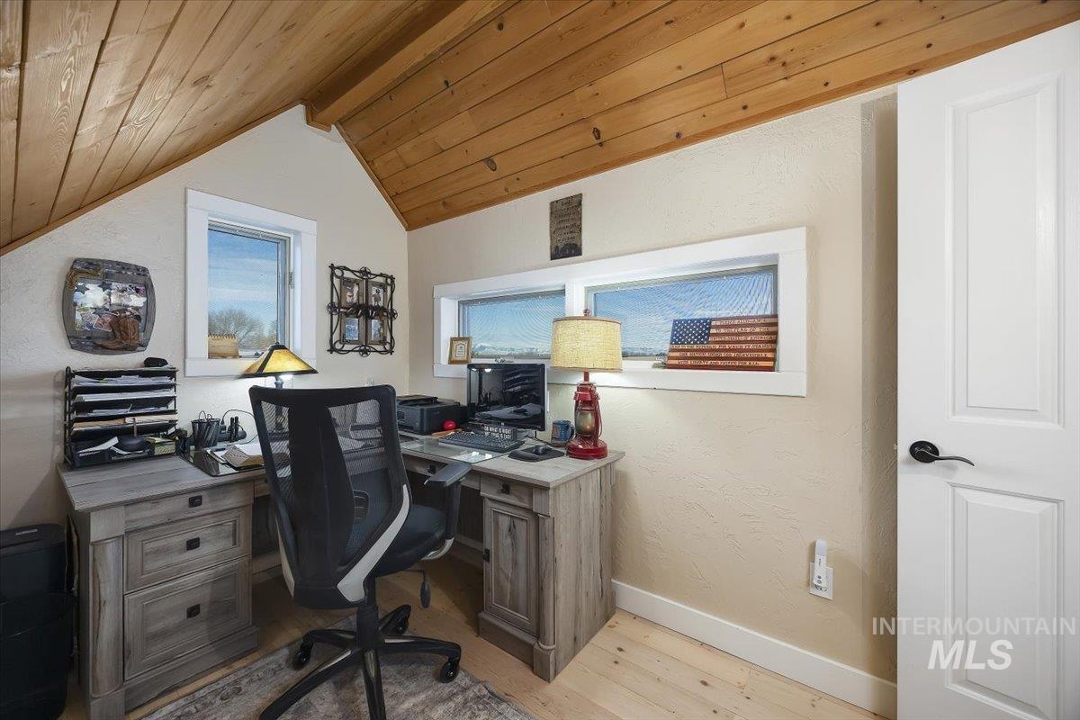 3384 N 4500 E, Murtaugh, Idaho 83344, 3 Bedrooms, 2 Bathrooms, Residential For Sale, Price $597,500,MLS 98973367