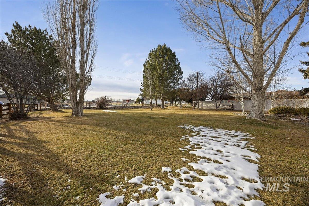 3384 N 4500 E, Murtaugh, Idaho 83344, 3 Bedrooms, 2 Bathrooms, Residential For Sale, Price $597,500, 98973367