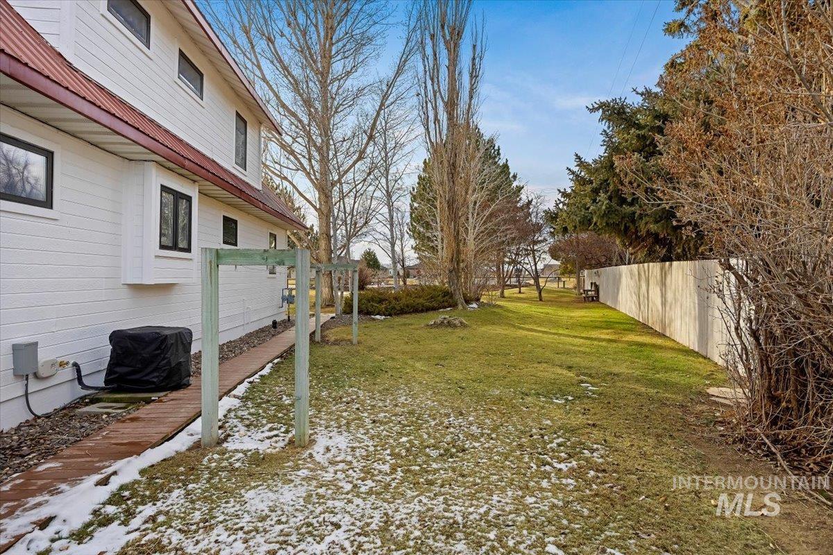 3384 N 4500 E, Murtaugh, Idaho 83344, 3 Bedrooms, 2 Bathrooms, Residential For Sale, Price $597,500,MLS 98973367