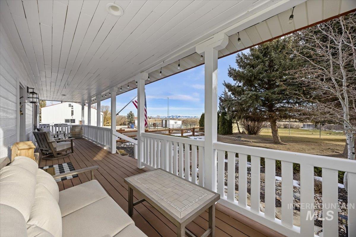 3384 N 4500 E, Murtaugh, Idaho 83344, 3 Bedrooms, 2 Bathrooms, Residential For Sale, Price $597,500,MLS 98973367