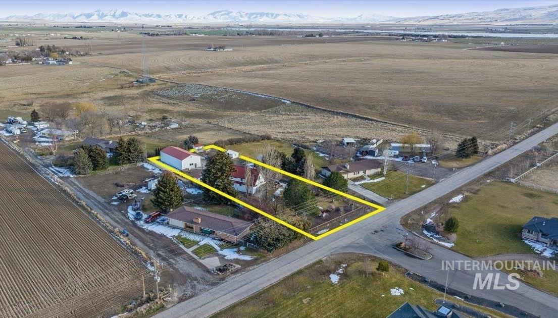3384 N 4500 E, Murtaugh, Idaho 83344, 3 Bedrooms, 2 Bathrooms, Residential For Sale, Price $597,500, 98973367