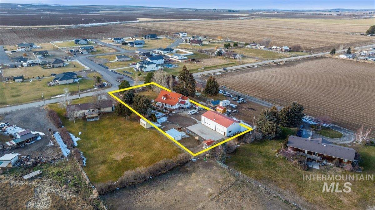3384 N 4500 E, Murtaugh, Idaho 83344, 3 Bedrooms, 2 Bathrooms, Residential For Sale, Price $597,500,MLS 98973367
