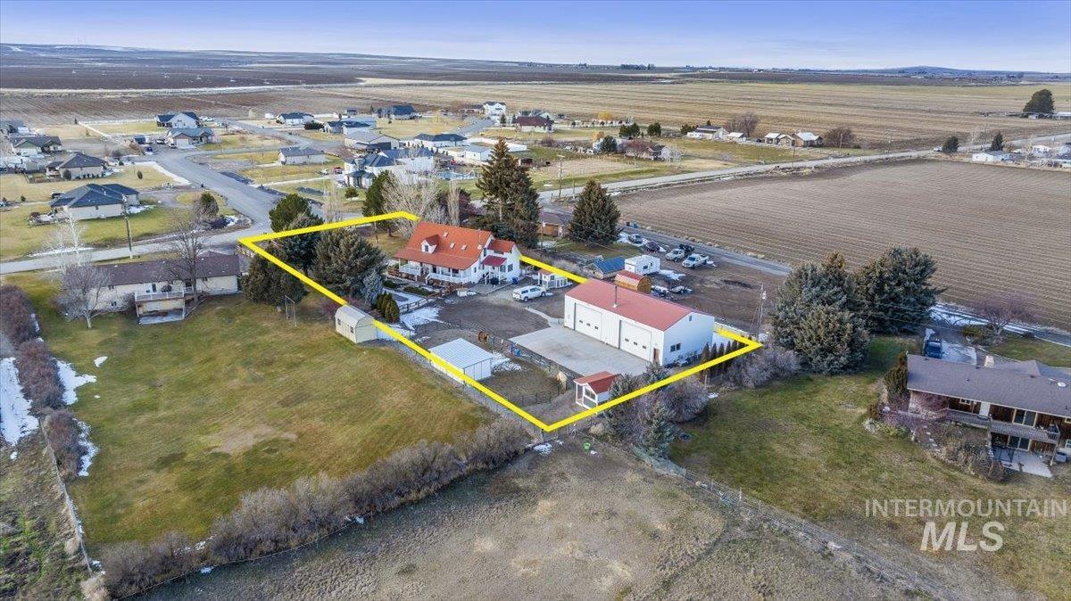 3384 N 4500 E, Murtaugh, Idaho 83344, 3 Bedrooms, 2 Bathrooms, Residential For Sale, Price $597,500,MLS 98973367
