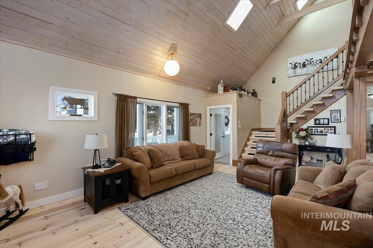 3384 N 4500 E, Murtaugh, Idaho 83344, 3 Bedrooms, 2 Bathrooms, Residential For Sale, Price $597,500,MLS 98973367