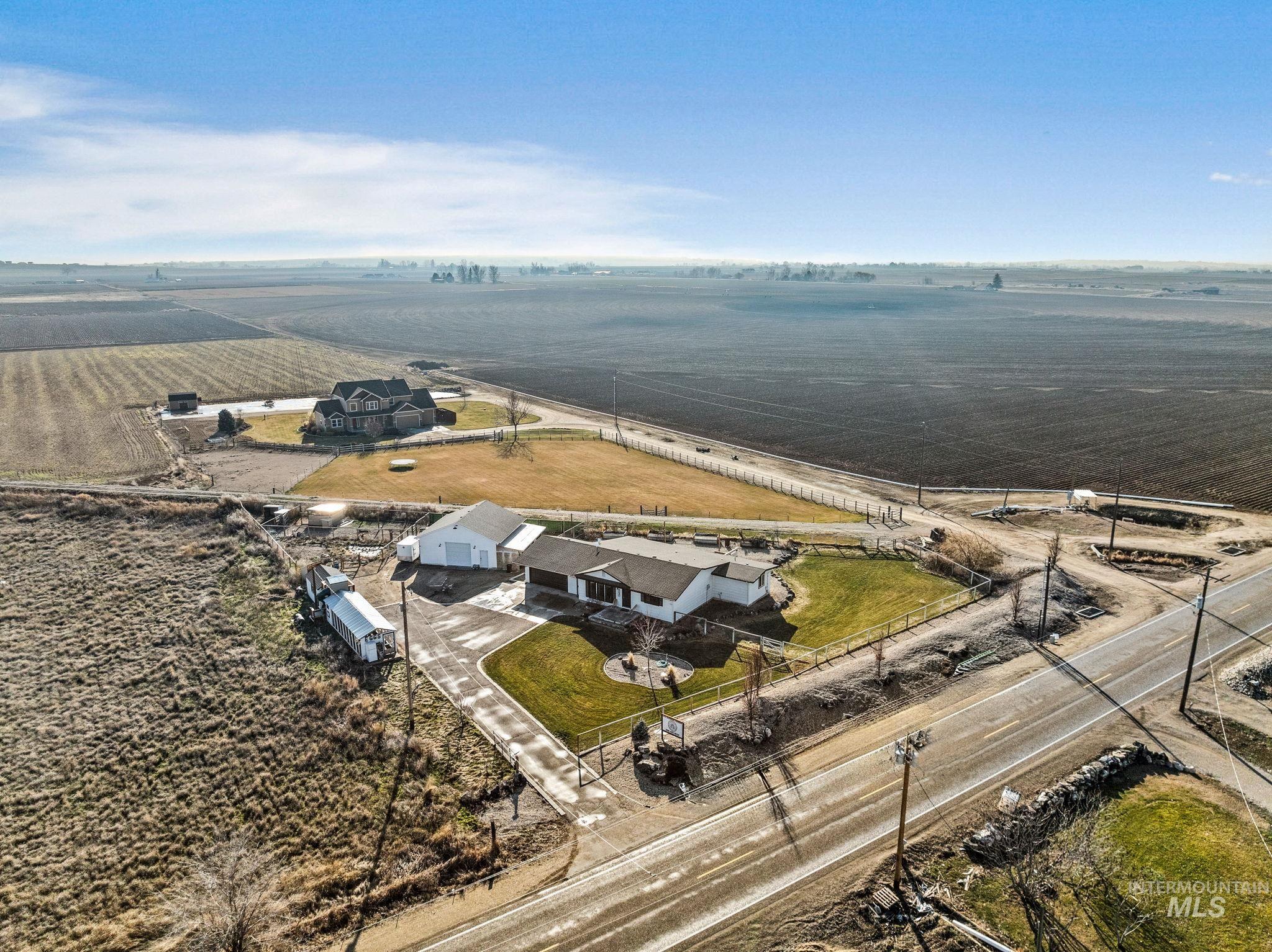 4437 W Kuna Rd, Kuna, Idaho 83634, 5 Bedrooms, 3 Bathrooms, Residential For Sale, Price $999,999,MLS 98973369