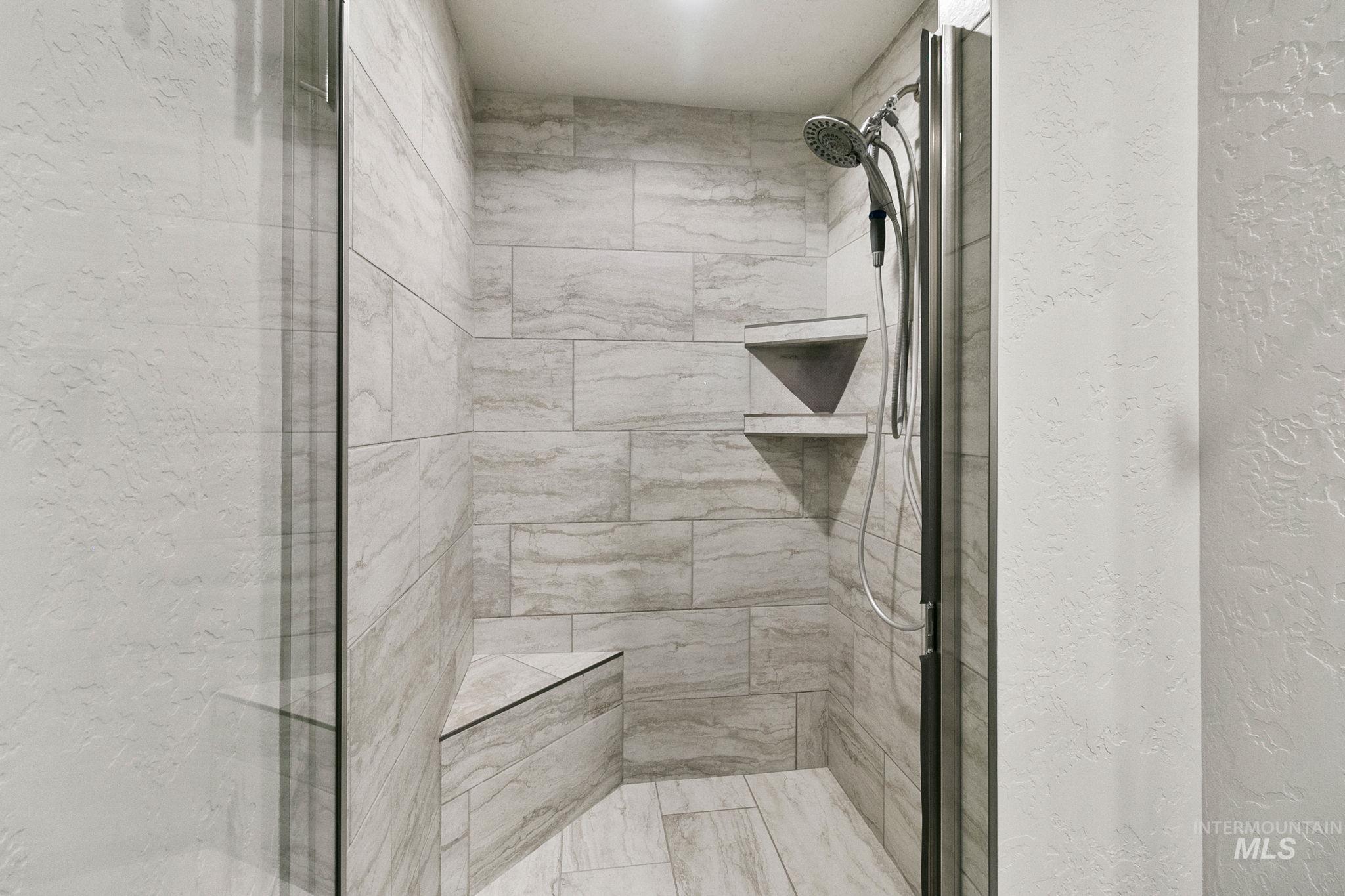 4437 W Kuna Rd, Kuna, Idaho 83634, 5 Bedrooms, 3 Bathrooms, Residential For Sale, Price $999,999,MLS 98973369