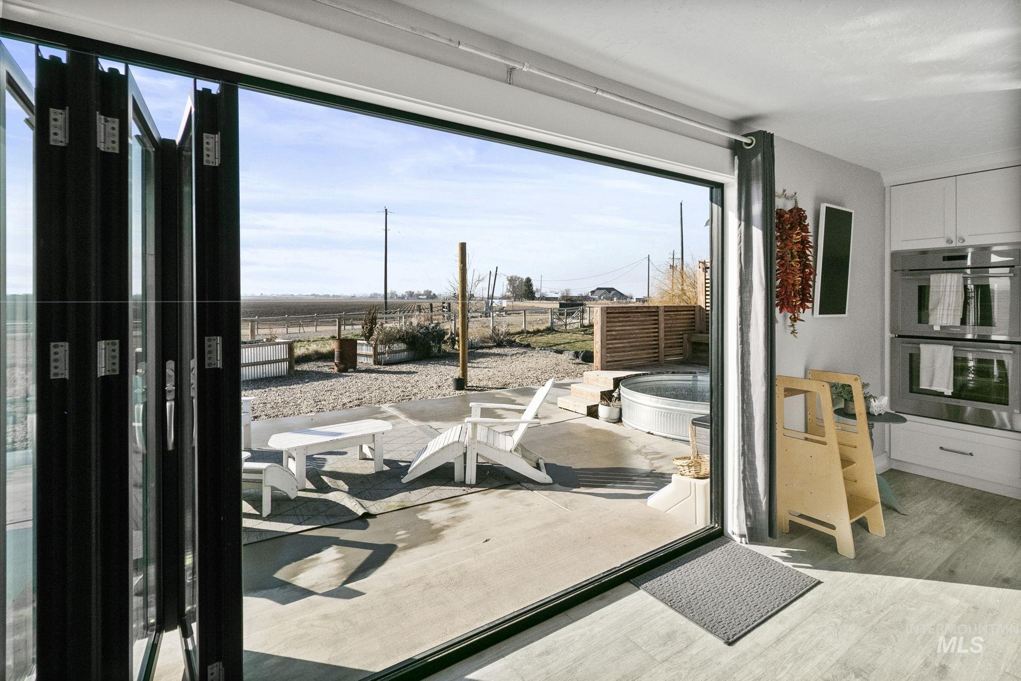 4437 W Kuna Rd, Kuna, Idaho 83634, 5 Bedrooms, 3 Bathrooms, Residential For Sale, Price $999,999,MLS 98973369