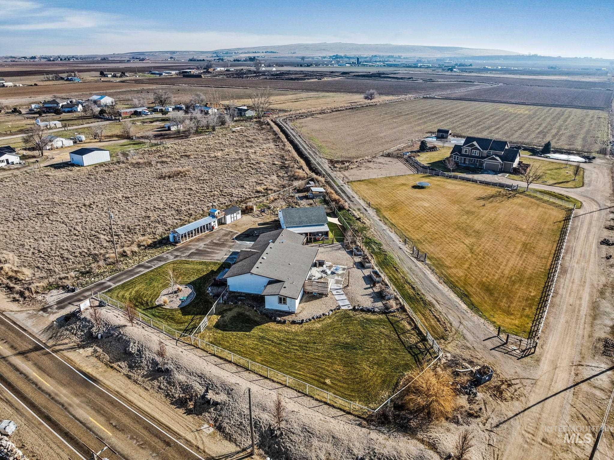 4437 W Kuna Rd, Kuna, Idaho 83634, 5 Bedrooms, 3 Bathrooms, Residential For Sale, Price $999,999,MLS 98973369