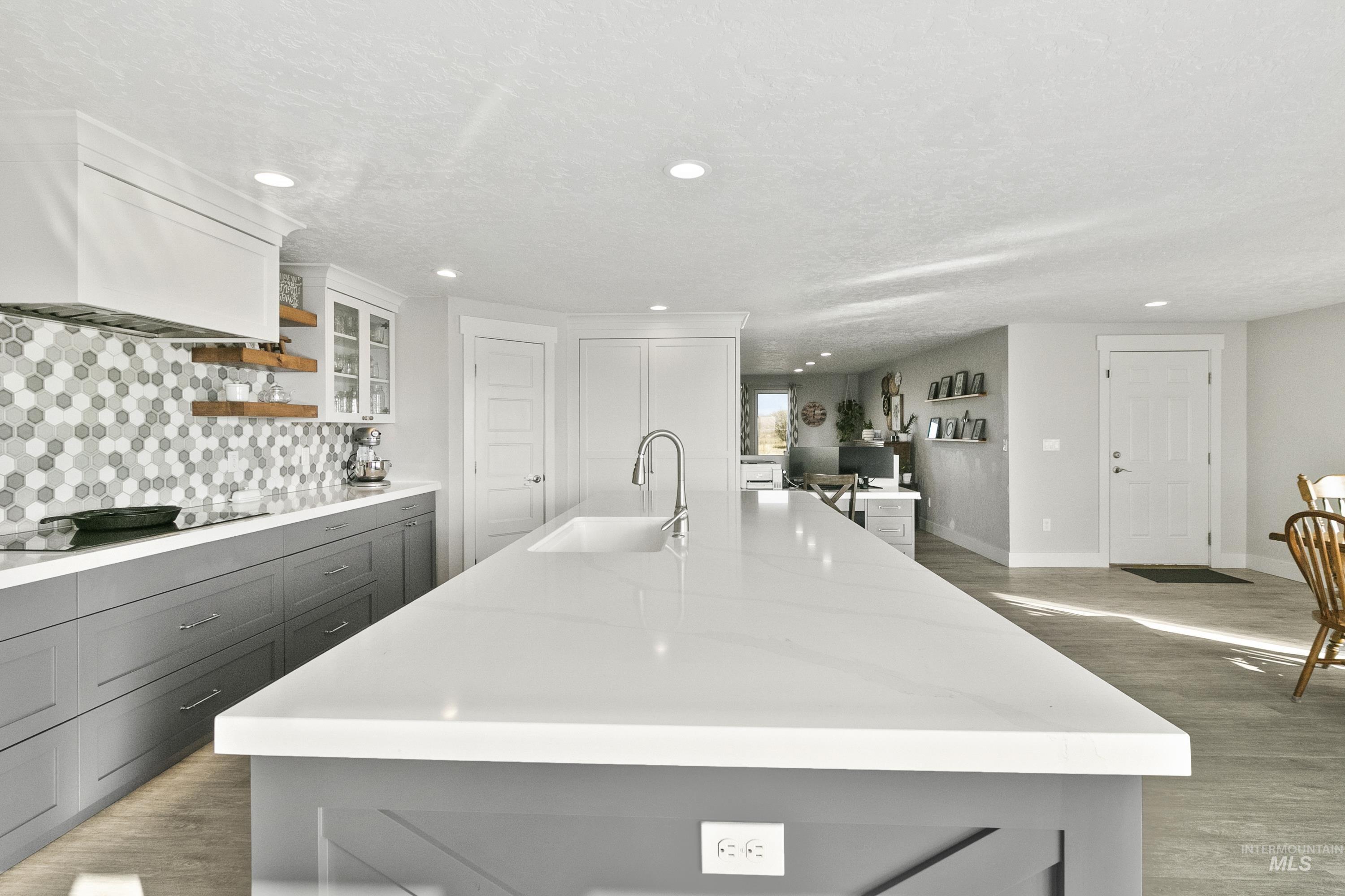 4437 W Kuna Rd, Kuna, Idaho 83634, 5 Bedrooms, 3 Bathrooms, Residential For Sale, Price $999,999,MLS 98973369