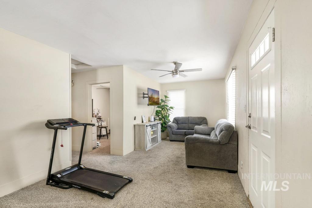 419 Van Buren Street, Twin Falls, Idaho 83301, 2 Bedrooms, 1 Bathroom, Residential For Sale, Price $217,500,MLS 98973370