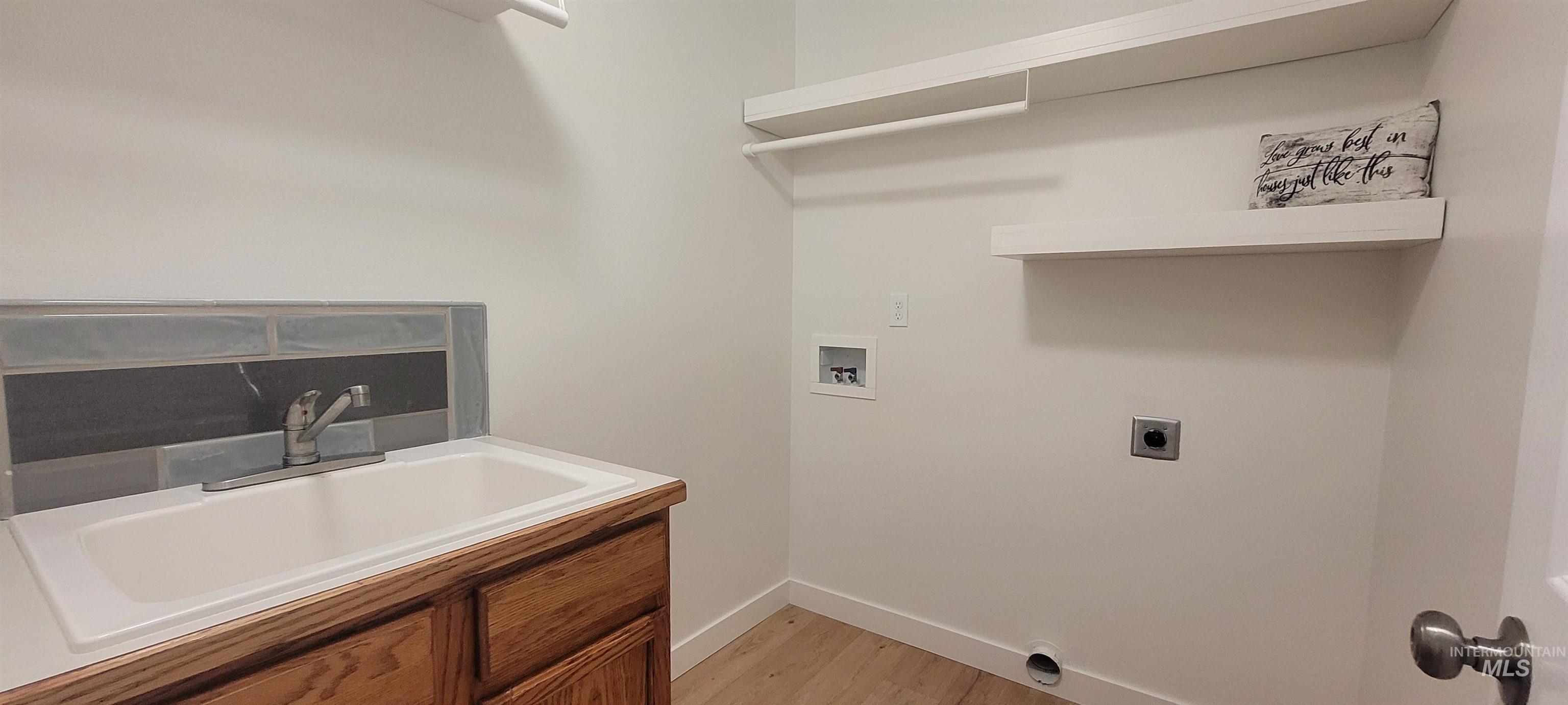 8189 E Water Stone Ct., Nampa, Idaho 83687, 4 Bedrooms, 2.5 Bathrooms, Residential For Sale, Price $406,000, 98973371