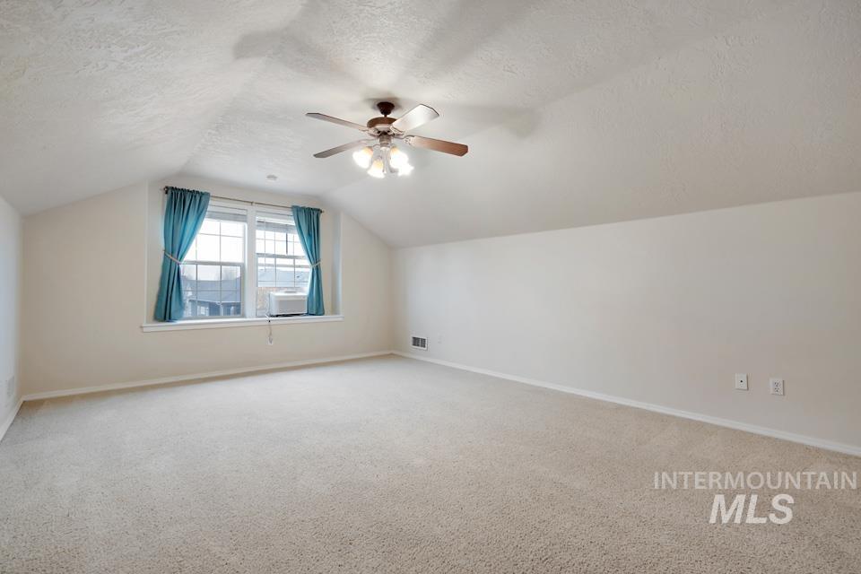 5534 N Powell Creek Ave, Meridian, Idaho 83646-5644, 4 Bedrooms, 3 Bathrooms, Residential For Sale, Price $599,000,MLS 98973373