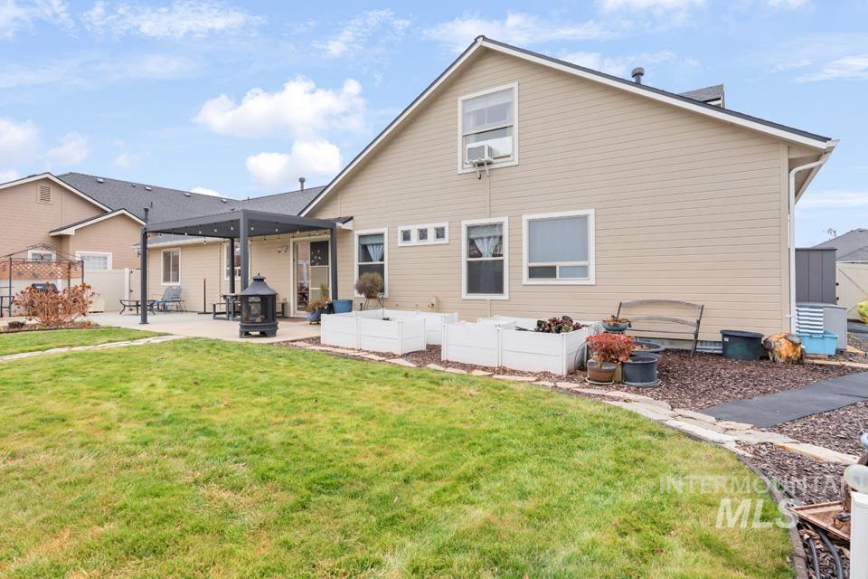 5534 N Powell Creek Ave, Meridian, Idaho 83646-5644, 4 Bedrooms, 3 Bathrooms, Residential For Sale, Price $599,000,MLS 98973373