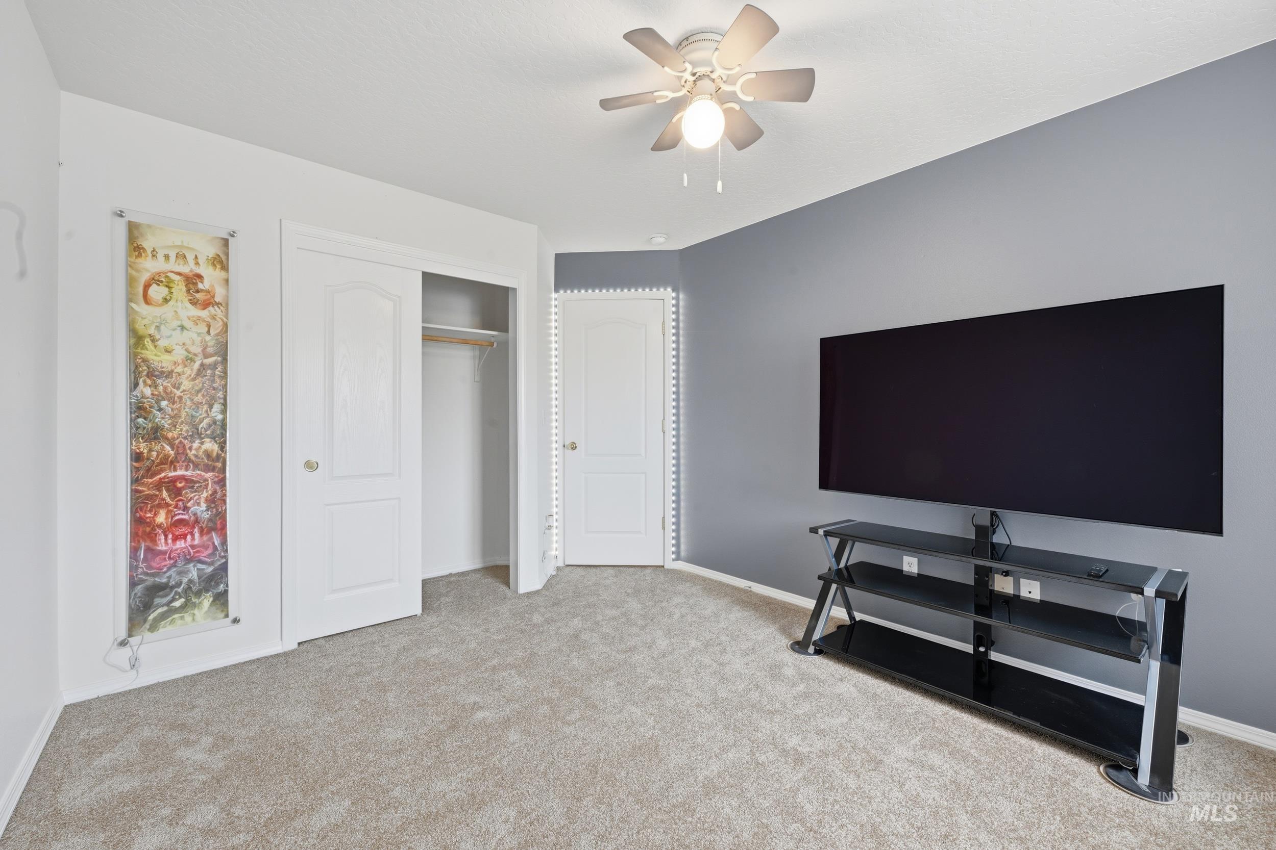 153 E Harris Hawk Dr, Kuna, Idaho 83634, 4 Bedrooms, 2.5 Bathrooms, Residential For Sale, Price $444,900, 98973375