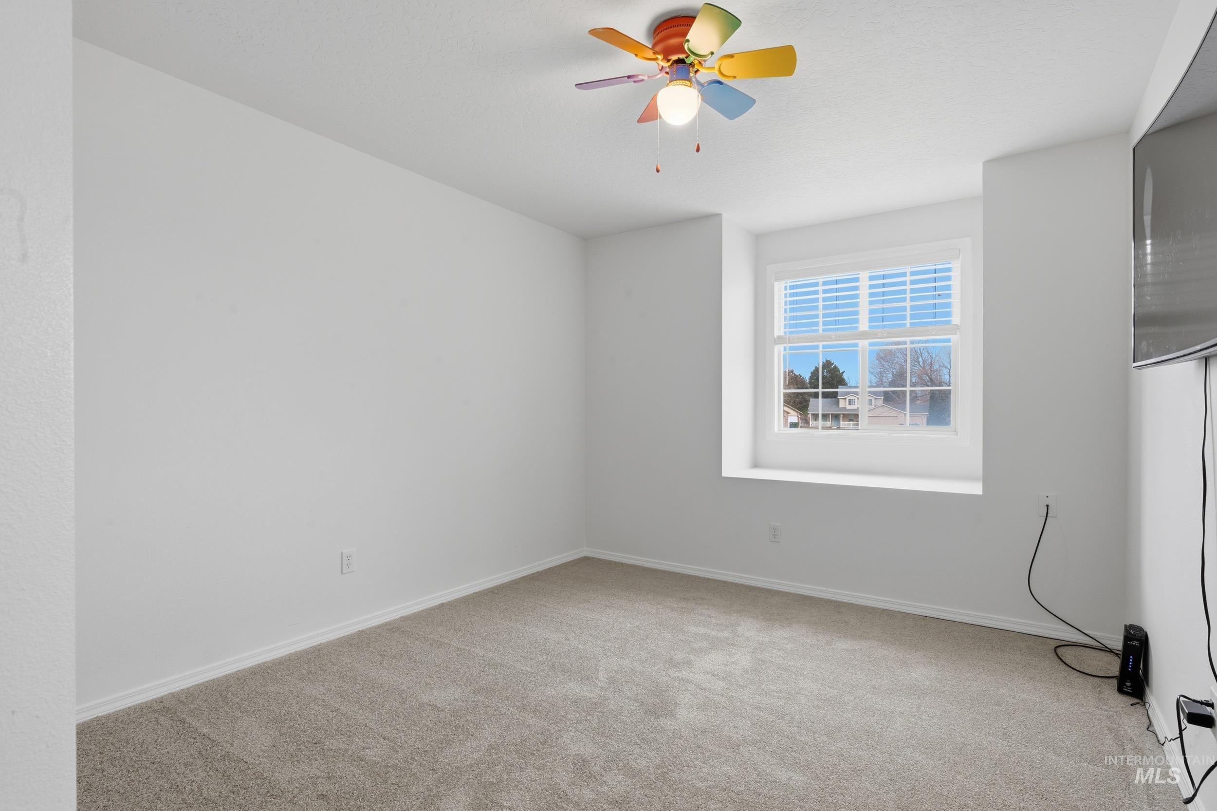 153 E Harris Hawk Dr, Kuna, Idaho 83634, 4 Bedrooms, 2.5 Bathrooms, Residential For Sale, Price $444,900, 98973375