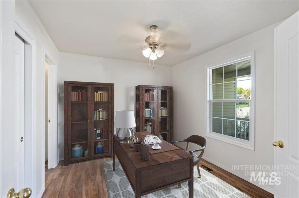 153 E Harris Hawk Dr, Kuna, Idaho 83634, 4 Bedrooms, 2.5 Bathrooms, Residential For Sale, Price $444,900, 98973375