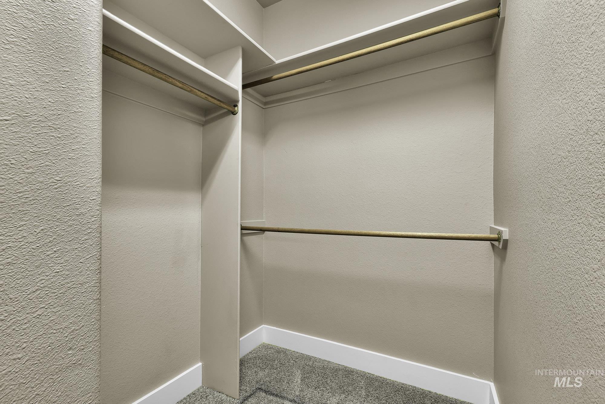 2324 Wood Springs Ave, Caldwell, Idaho 83605-5295, 2 Bedrooms, 2 Bathrooms, Residential For Sale, Price $309,995,MLS 98973376