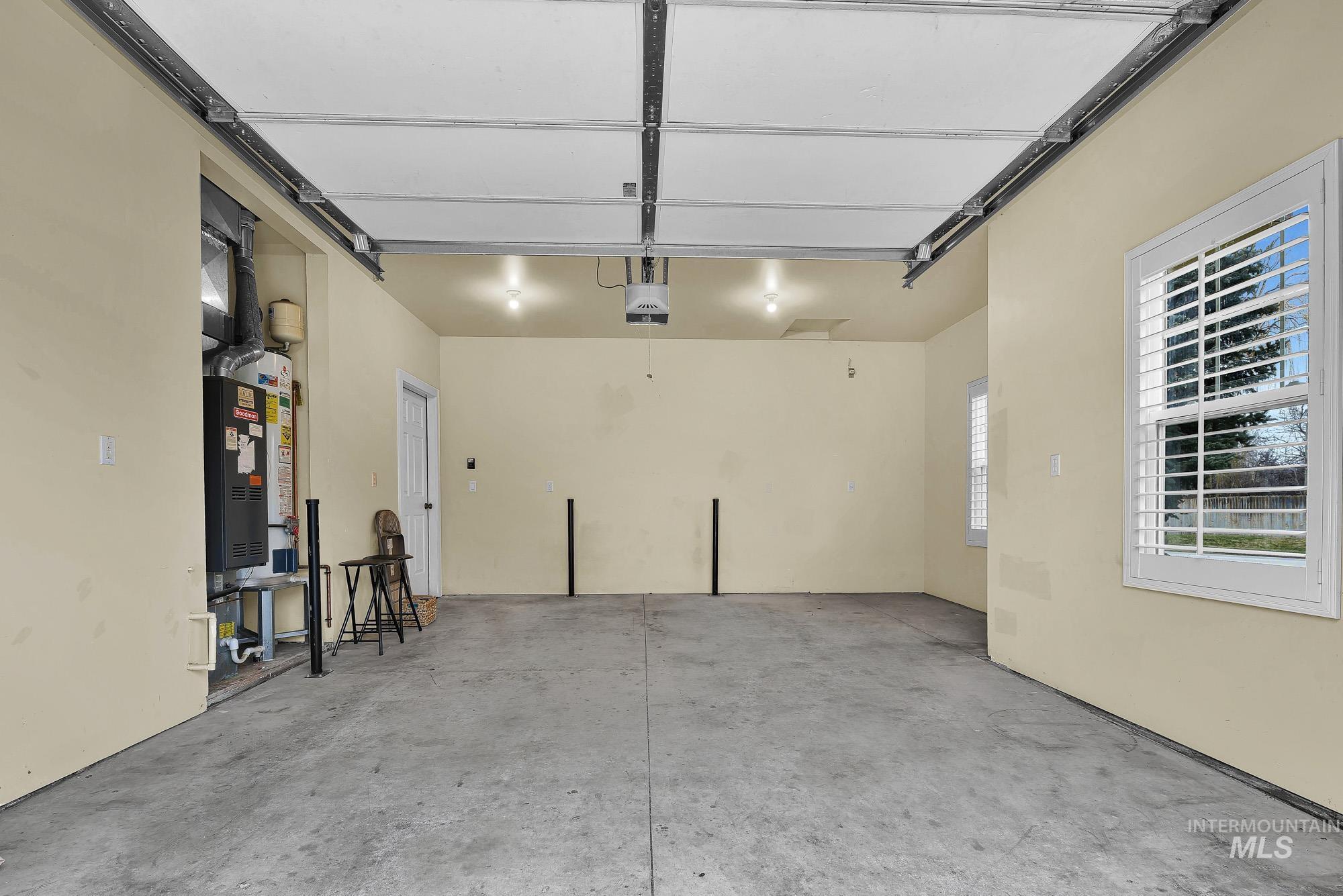 2324 Wood Springs Ave, Caldwell, Idaho 83605-5295, 2 Bedrooms, 2 Bathrooms, Residential For Sale, Price $309,995,MLS 98973376