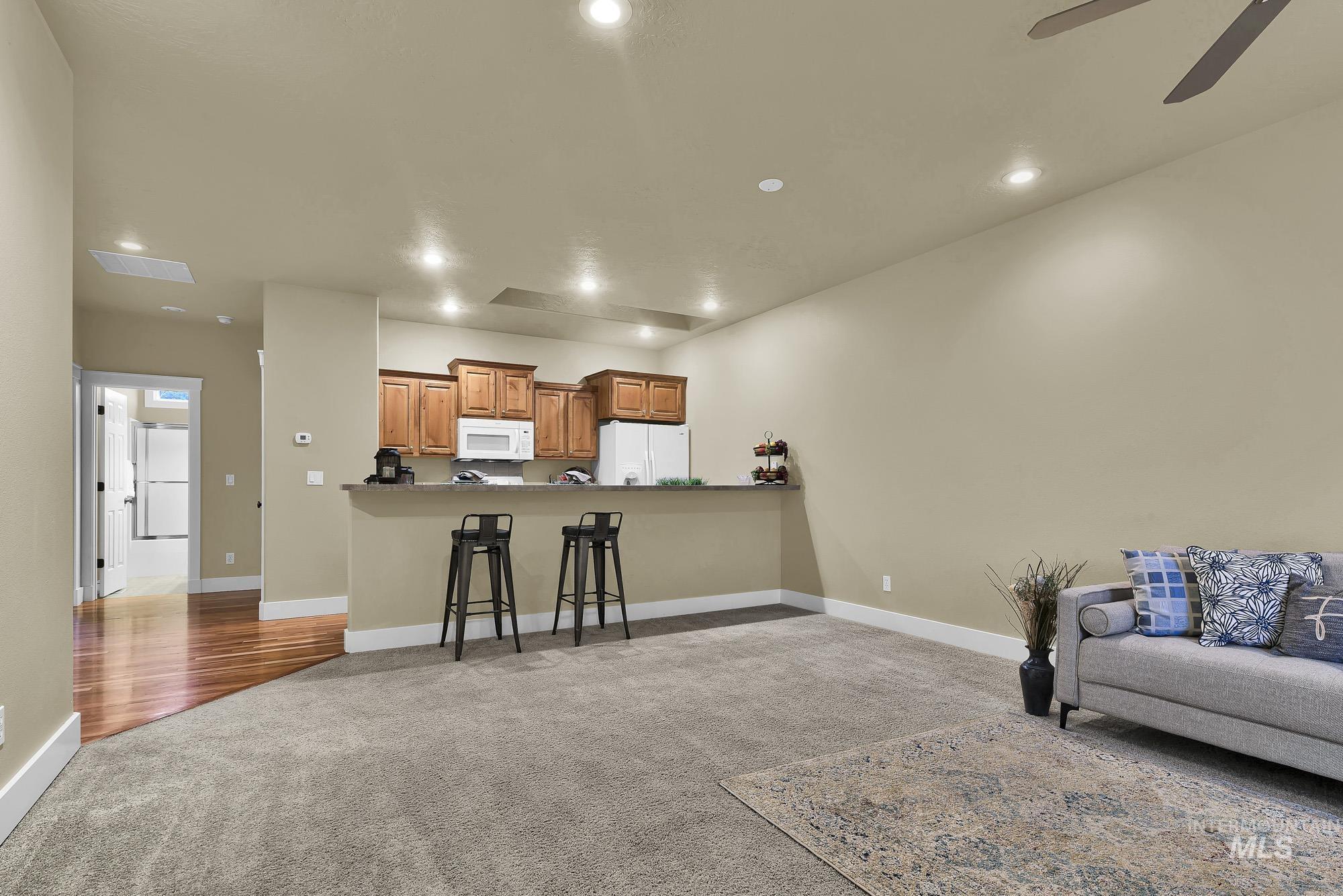 2324 Wood Springs Ave, Caldwell, Idaho 83605-5295, 2 Bedrooms, 2 Bathrooms, Residential For Sale, Price $309,995,MLS 98973376