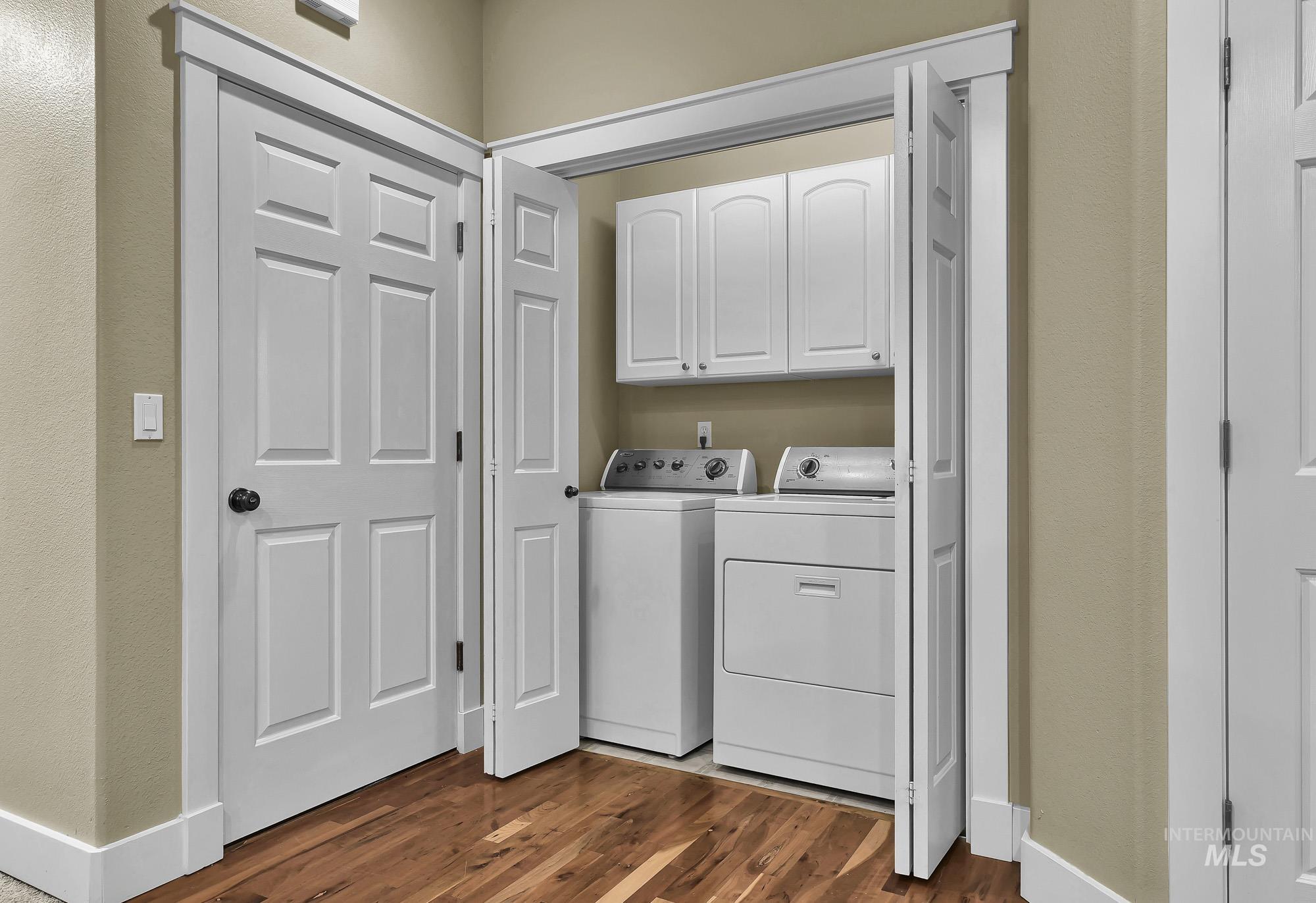 2324 Wood Springs Ave, Caldwell, Idaho 83605-5295, 2 Bedrooms, 2 Bathrooms, Residential For Sale, Price $309,995,MLS 98973376