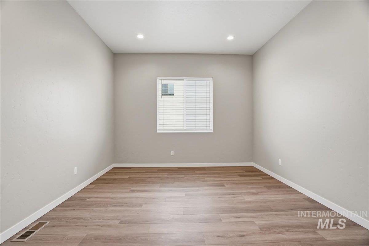 1323 White Cliffs St, Middleton, Idaho 83644, 3 Bedrooms, 3.5 Bathrooms, Residential For Sale, Price $849,990,MLS 98973377