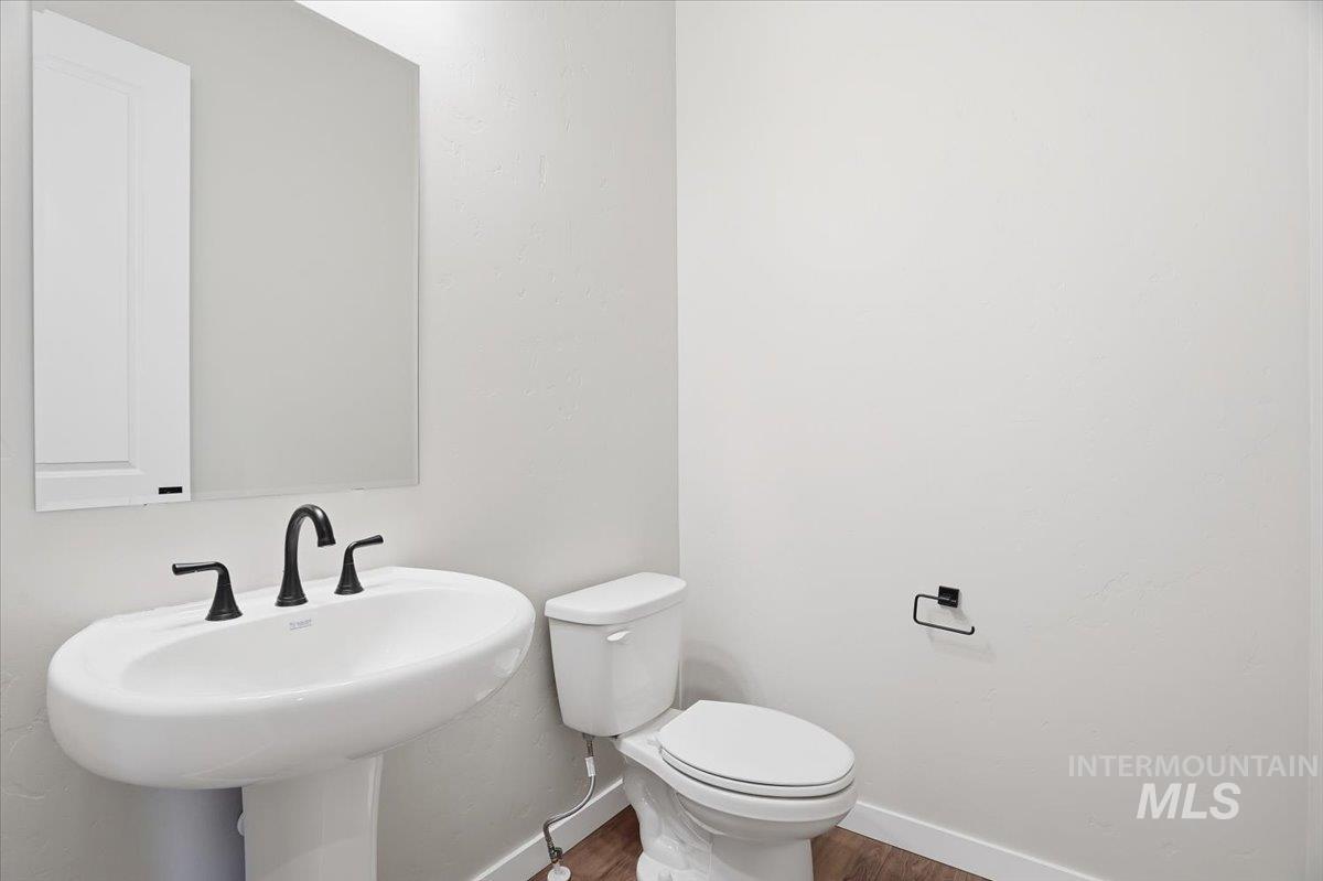 1323 White Cliffs St, Middleton, Idaho 83644, 3 Bedrooms, 3.5 Bathrooms, Residential For Sale, Price $849,990,MLS 98973377