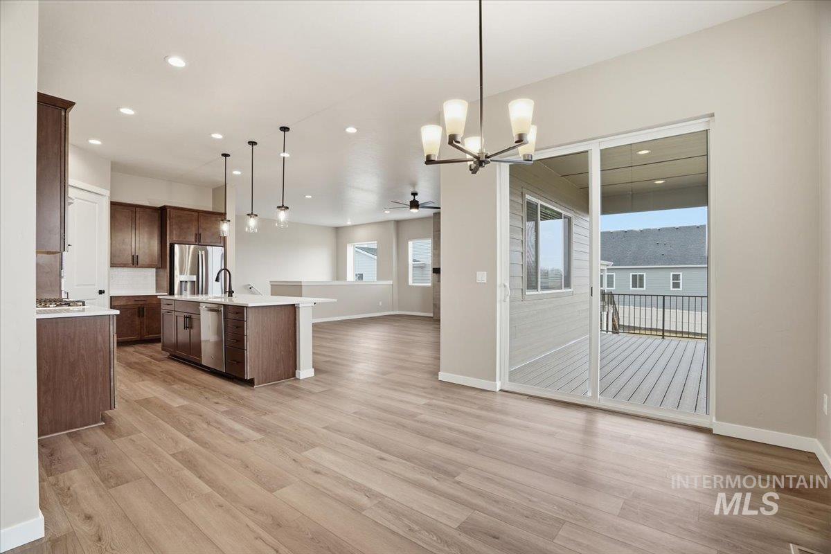 1323 White Cliffs St, Middleton, Idaho 83644, 3 Bedrooms, 3.5 Bathrooms, Residential For Sale, Price $849,990,MLS 98973377