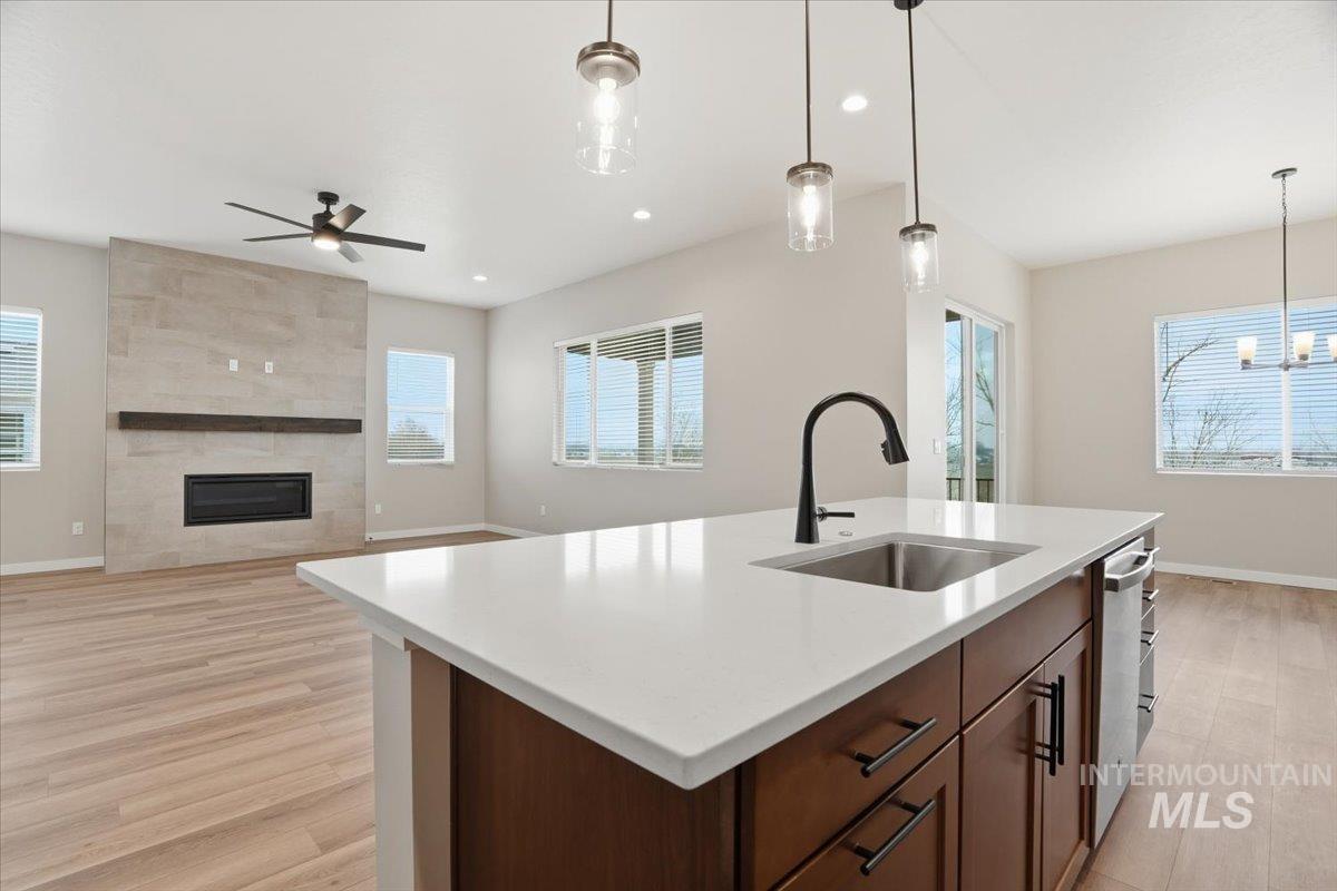 1323 White Cliffs St, Middleton, Idaho 83644, 3 Bedrooms, 3.5 Bathrooms, Residential For Sale, Price $849,990,MLS 98973377