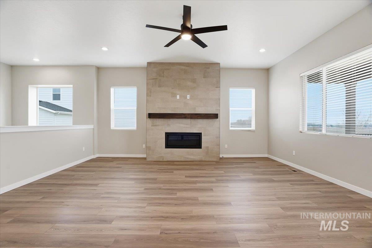 1323 White Cliffs St, Middleton, Idaho 83644, 3 Bedrooms, 3.5 Bathrooms, Residential For Sale, Price $849,990,MLS 98973377