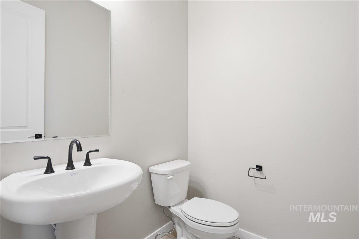 1341 White Cliffs St, Middleton, Idaho 83644, 3 Bedrooms, 3.5 Bathrooms, Residential For Sale, Price $769,990,MLS 98973379