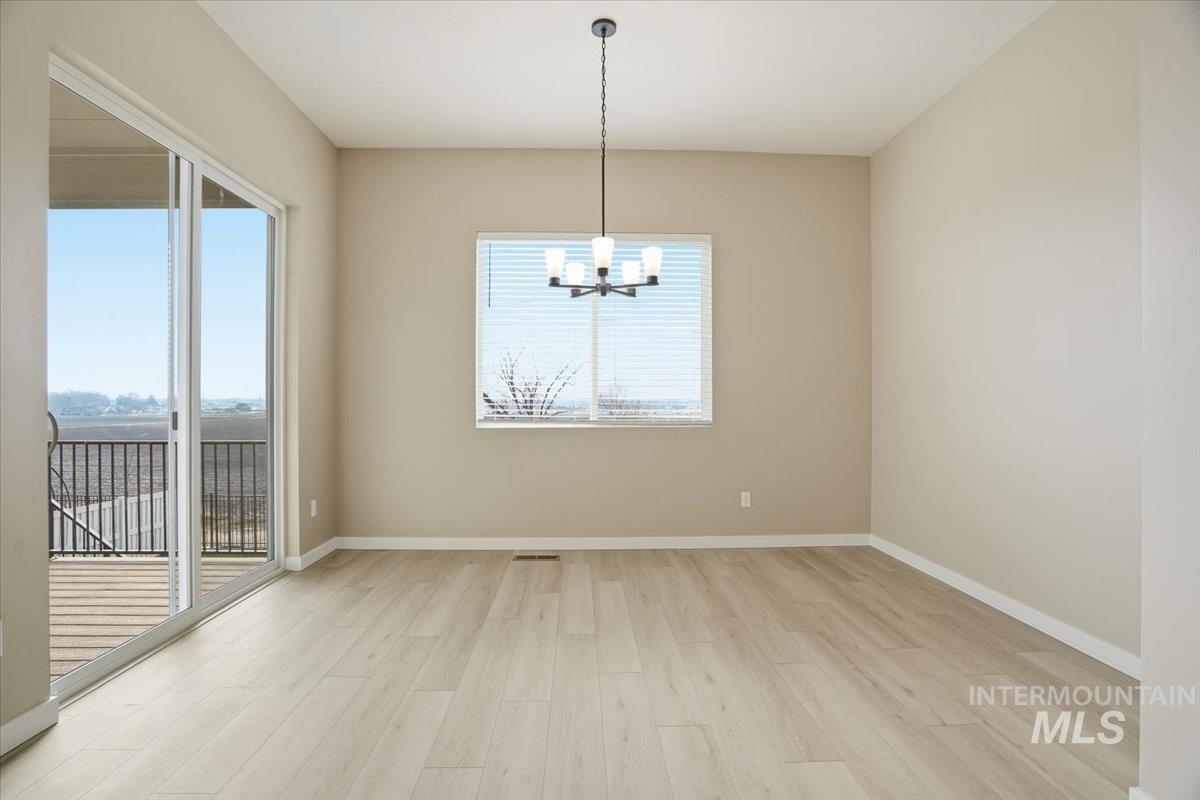 1341 White Cliffs St, Middleton, Idaho 83644, 3 Bedrooms, 3.5 Bathrooms, Residential For Sale, Price $769,990,MLS 98973379