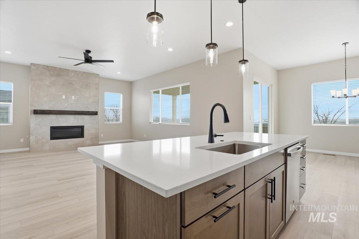 1341 White Cliffs St, Middleton, Idaho 83644, 3 Bedrooms, 3.5 Bathrooms, Residential For Sale, Price $769,990,MLS 98973379