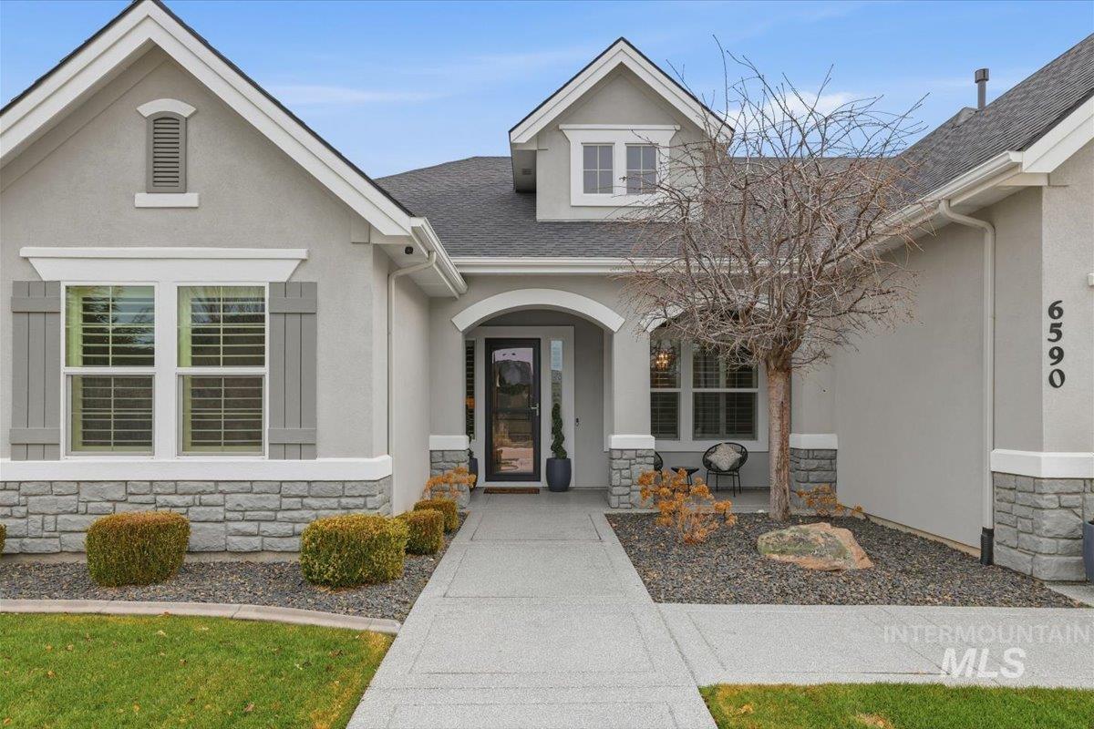 6590 N Fairborn Ave, Meridian, Idaho 83646, 4 Bedrooms, 3.5 Bathrooms, Residential For Sale, Price $1,325,000,MLS 98973380