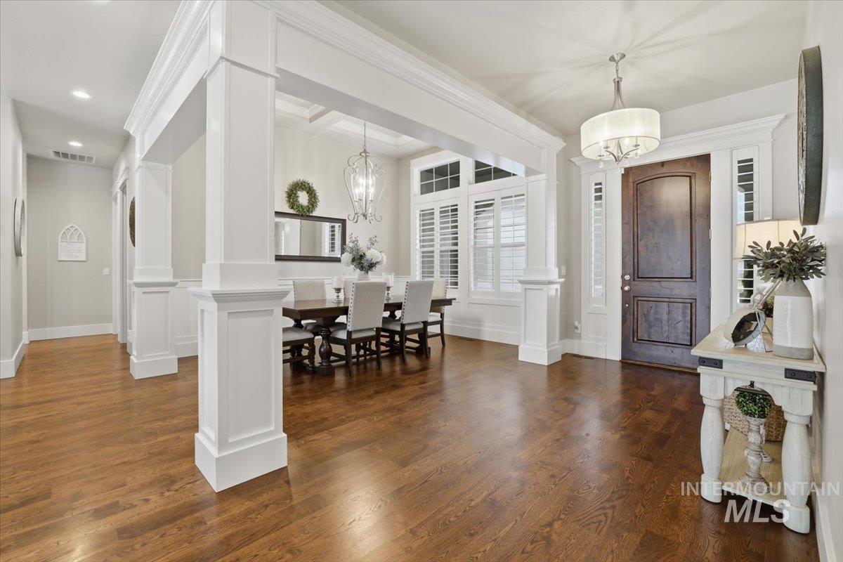 6590 N Fairborn Ave, Meridian, Idaho 83646, 4 Bedrooms, 3.5 Bathrooms, Residential For Sale, Price $1,325,000,MLS 98973380