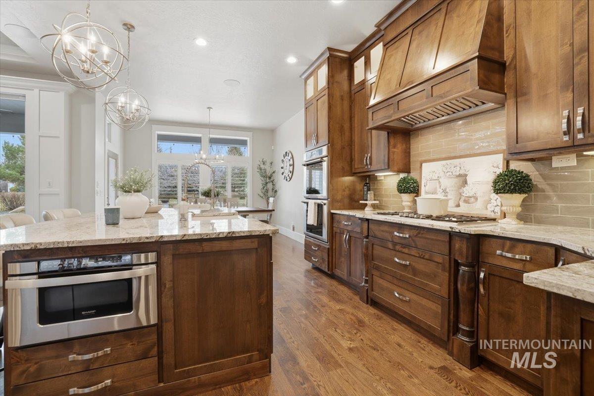 6590 N Fairborn Ave, Meridian, Idaho 83646, 4 Bedrooms, 3.5 Bathrooms, Residential For Sale, Price $1,325,000,MLS 98973380