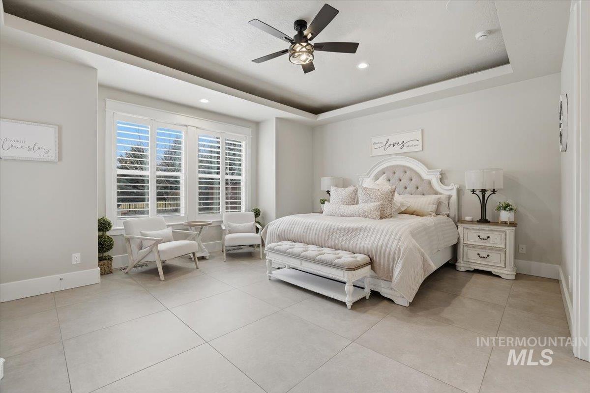 6590 N Fairborn Ave, Meridian, Idaho 83646, 4 Bedrooms, 3.5 Bathrooms, Residential For Sale, Price $1,325,000,MLS 98973380