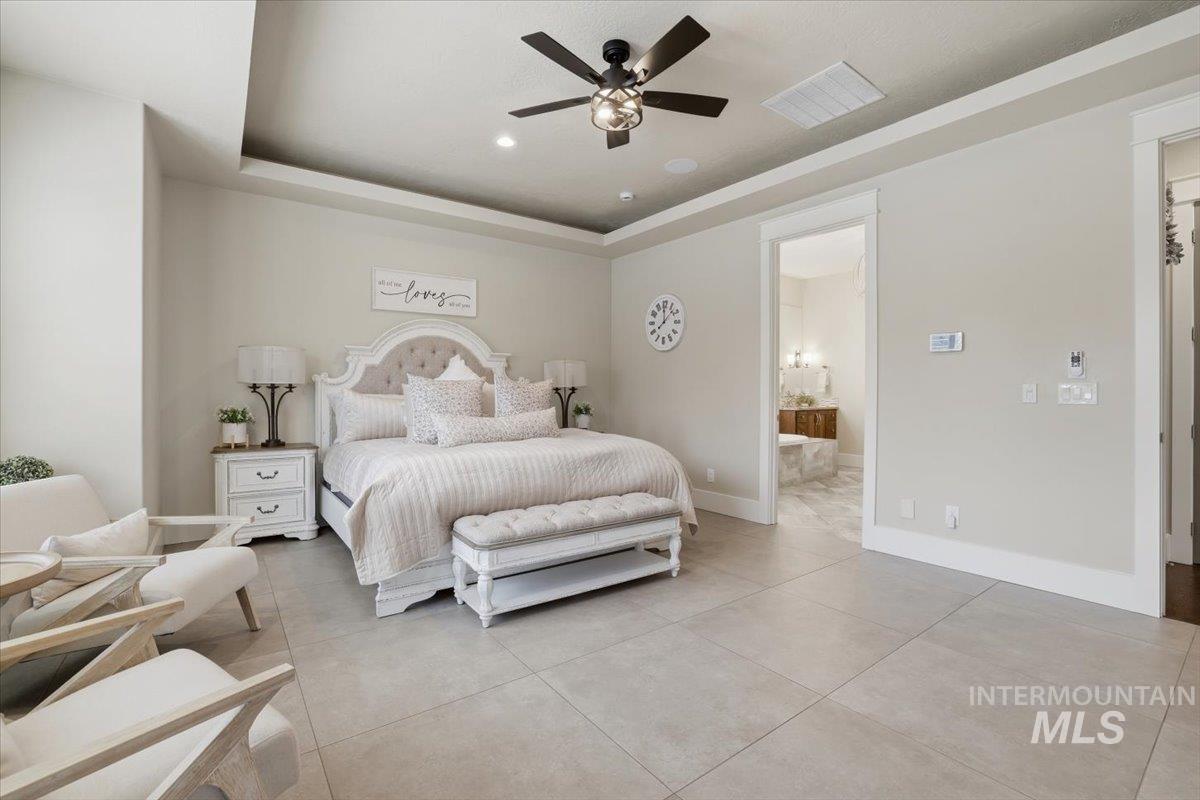 6590 N Fairborn Ave, Meridian, Idaho 83646, 4 Bedrooms, 3.5 Bathrooms, Residential For Sale, Price $1,325,000,MLS 98973380