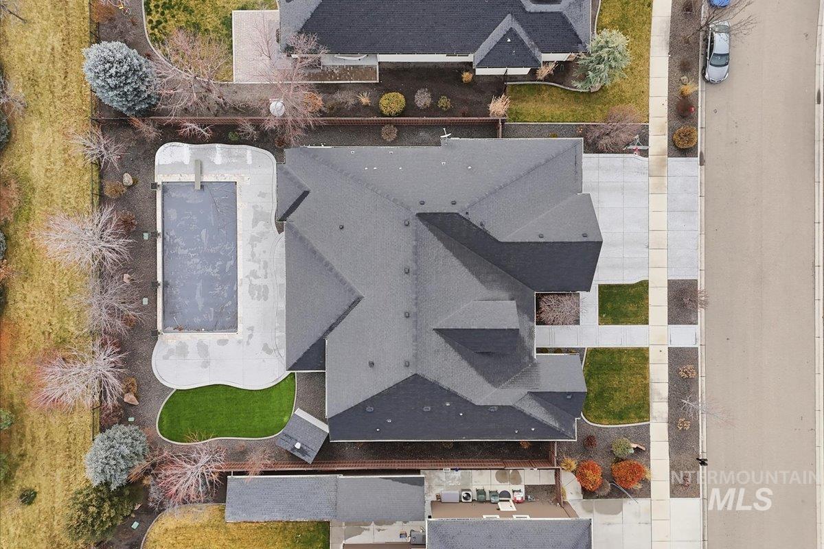 6590 N Fairborn Ave, Meridian, Idaho 83646, 4 Bedrooms, 3.5 Bathrooms, Residential For Sale, Price $1,325,000,MLS 98973380