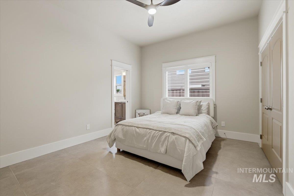 6590 N Fairborn Ave, Meridian, Idaho 83646, 4 Bedrooms, 3.5 Bathrooms, Residential For Sale, Price $1,325,000,MLS 98973380