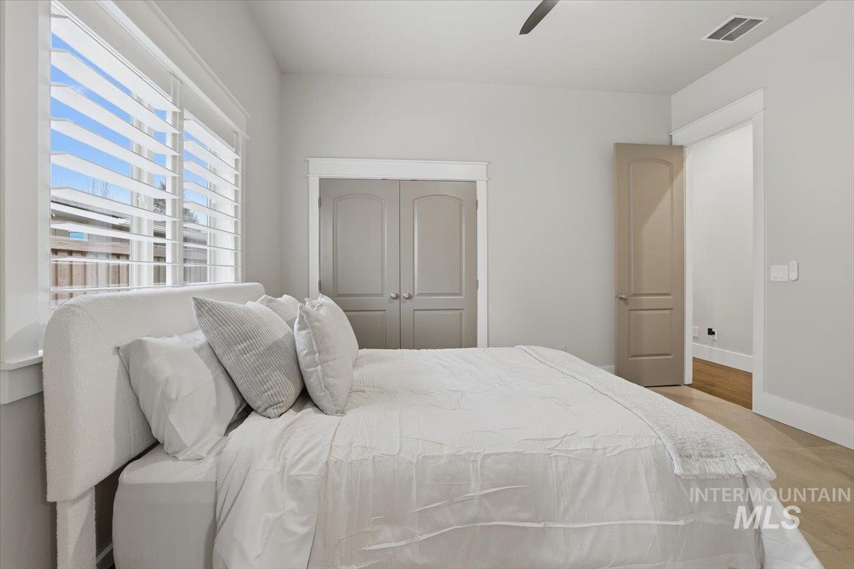 6590 N Fairborn Ave, Meridian, Idaho 83646, 4 Bedrooms, 3.5 Bathrooms, Residential For Sale, Price $1,325,000,MLS 98973380