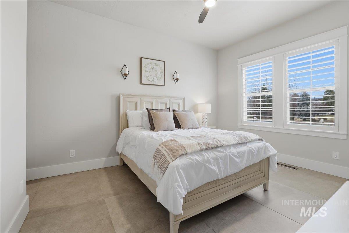 6590 N Fairborn Ave, Meridian, Idaho 83646, 4 Bedrooms, 3.5 Bathrooms, Residential For Sale, Price $1,325,000,MLS 98973380