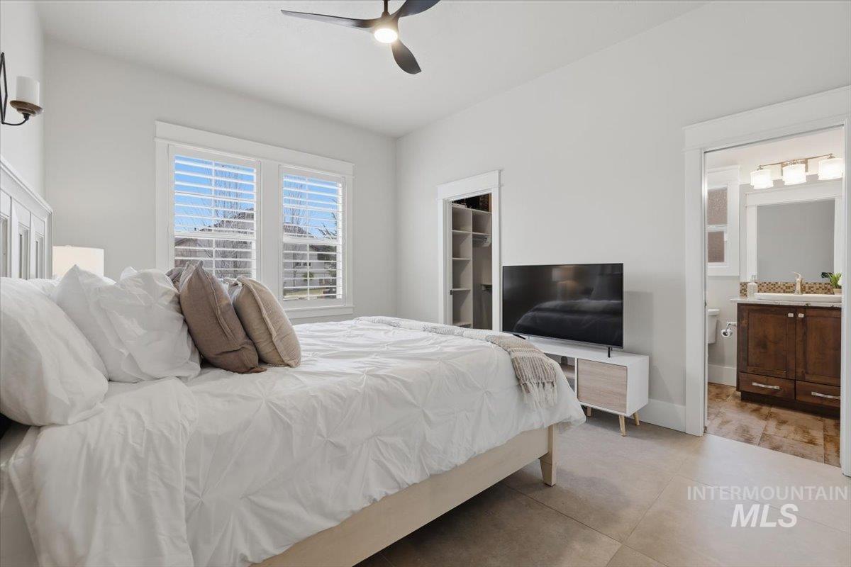 6590 N Fairborn Ave, Meridian, Idaho 83646, 4 Bedrooms, 3.5 Bathrooms, Residential For Sale, Price $1,325,000,MLS 98973380