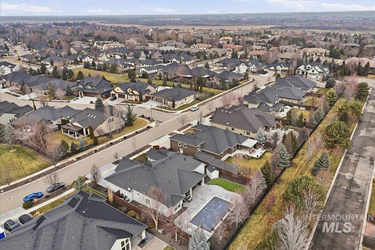 6590 N Fairborn Ave, Meridian, Idaho 83646, 4 Bedrooms, 3.5 Bathrooms, Residential For Sale, Price $1,325,000,MLS 98973380