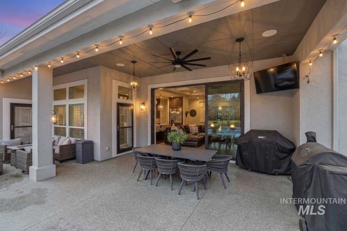 6590 N Fairborn Ave, Meridian, Idaho 83646, 4 Bedrooms, 3.5 Bathrooms, Residential For Sale, Price $1,325,000,MLS 98973380