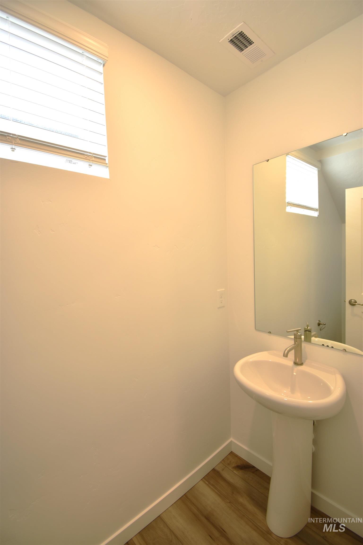 8191 W Grey Alder Dr, Eagle, Idaho 83616, 3 Bedrooms, 2.5 Bathrooms, Rental For Rent, Price $2,395,MLS 98973381