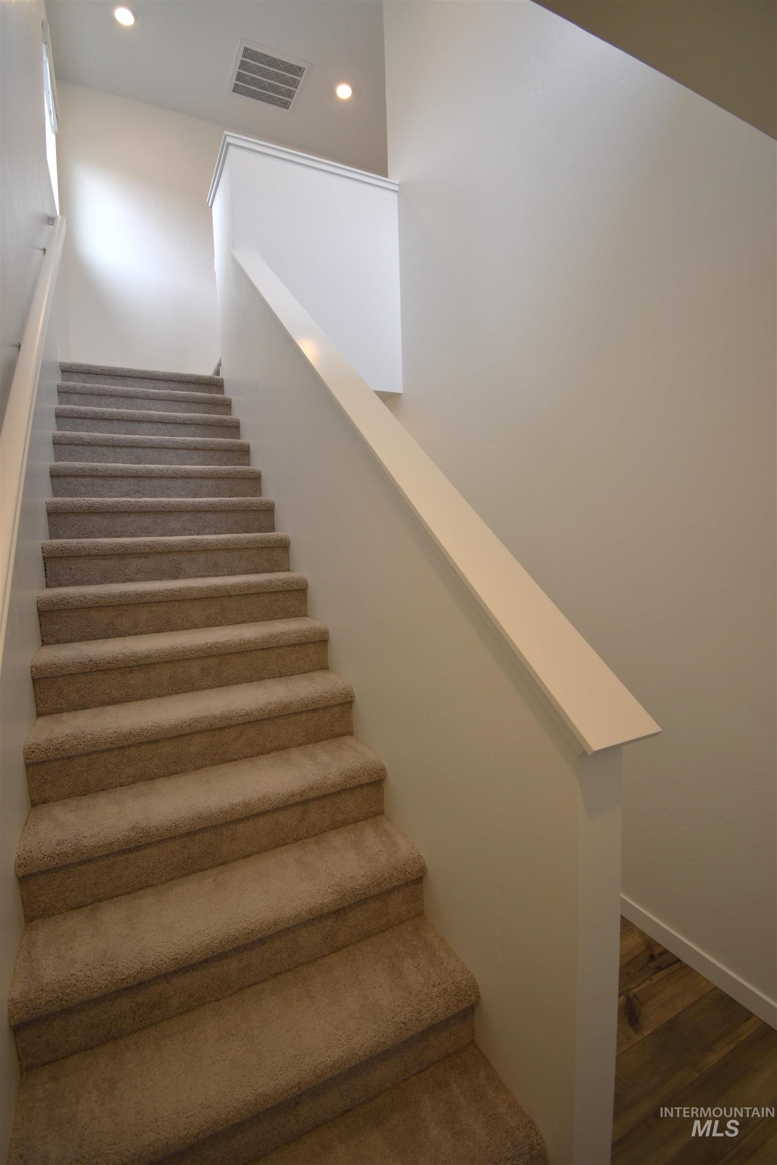 8191 W Grey Alder Dr, Eagle, Idaho 83616, 3 Bedrooms, 2.5 Bathrooms, Rental For Rent, Price $2,395,MLS 98973381