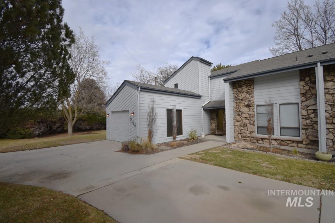 7344 W Modoc St, Boise, Idaho 83709, 2 Bedrooms, 2 Bathrooms, Rental For Rent, Price $1,795,MLS 98973382