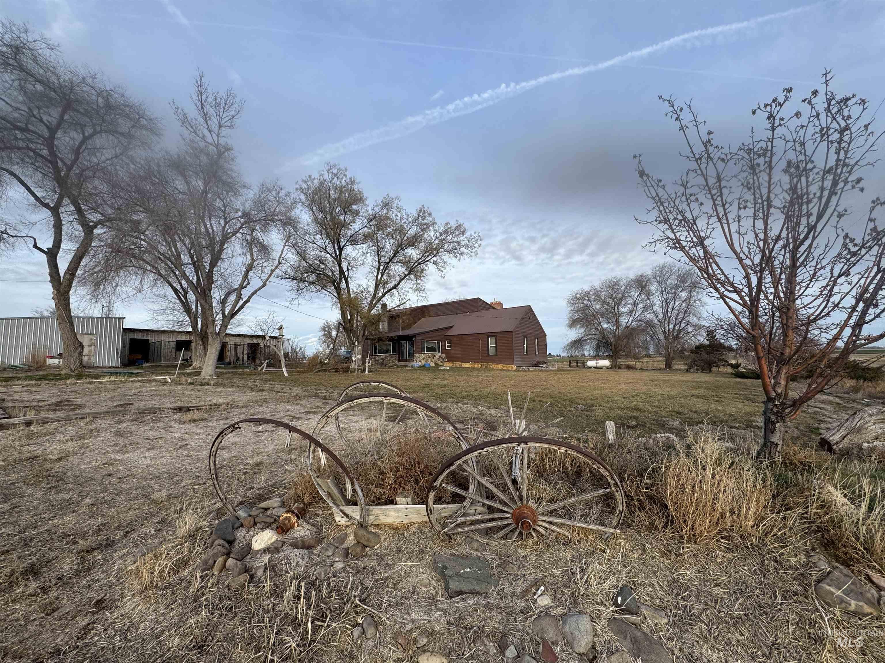 1164 E 4150 N, Buhl, Idaho 83316, 5 Bedrooms, 2 Bathrooms, Farm & Ranch For Sale, Price $999,000,MLS 98973385